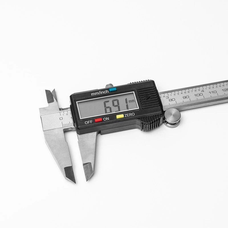 کولیس دیجیتال 20 سانتی متری کاتکس CUTTEX FG01/1*1
