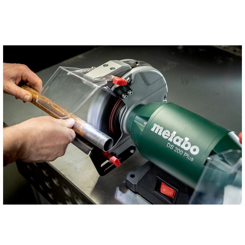 سنگ رومیزی 600 وات مدل DS 200PLUS متابو METABO (به سفارش امارات) METABO DS 200PLUS 600W Bench Grinder 200mm – Professional Metal Grinding Machine